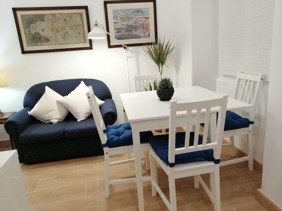 Casa Da Praia Da Poca - Apartamento Tulipa เอสตอริล ภายนอก รูปภาพ